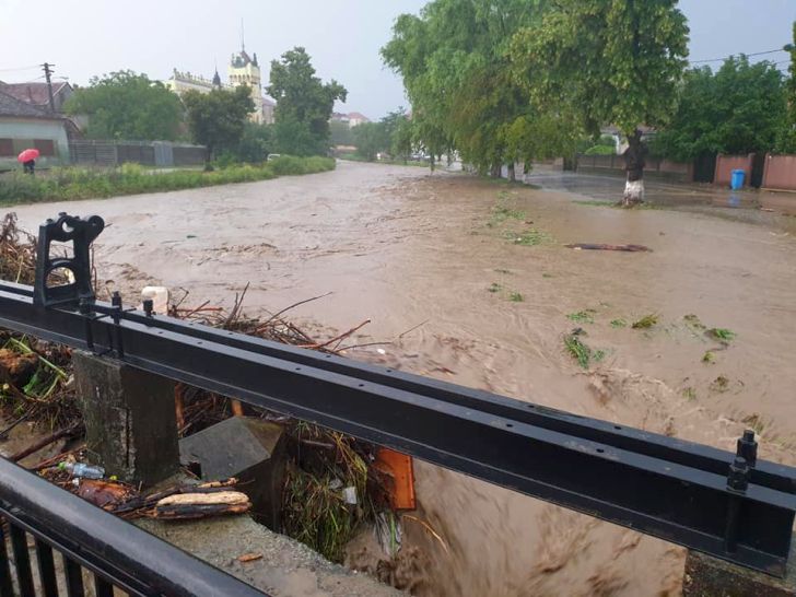 Alertă COD PORTOCALIU de inundații la Cluj