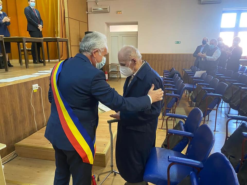 premiat la împlinirea vârstei de 106 ani. A fost printre primii vaccinați anti-Covid din Cluj