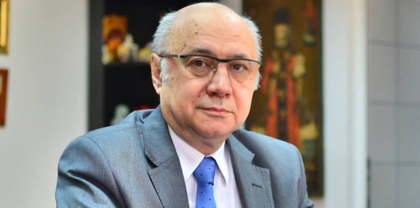 Instanța a hotărât: Emanuel Ungureanu i-a pătat reputația unui celebru chirurg!