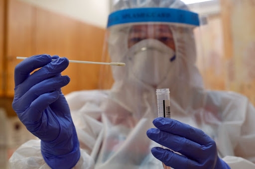 „scăpat” din laboratorul din Wuhan sau nu? Angajații