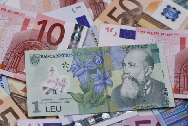 ANALIZĂ. Euro stagnează la 4