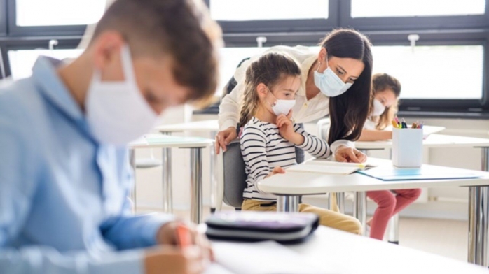 copiii vor afla în fiecare vineri dacă merg fizic la cursuri.