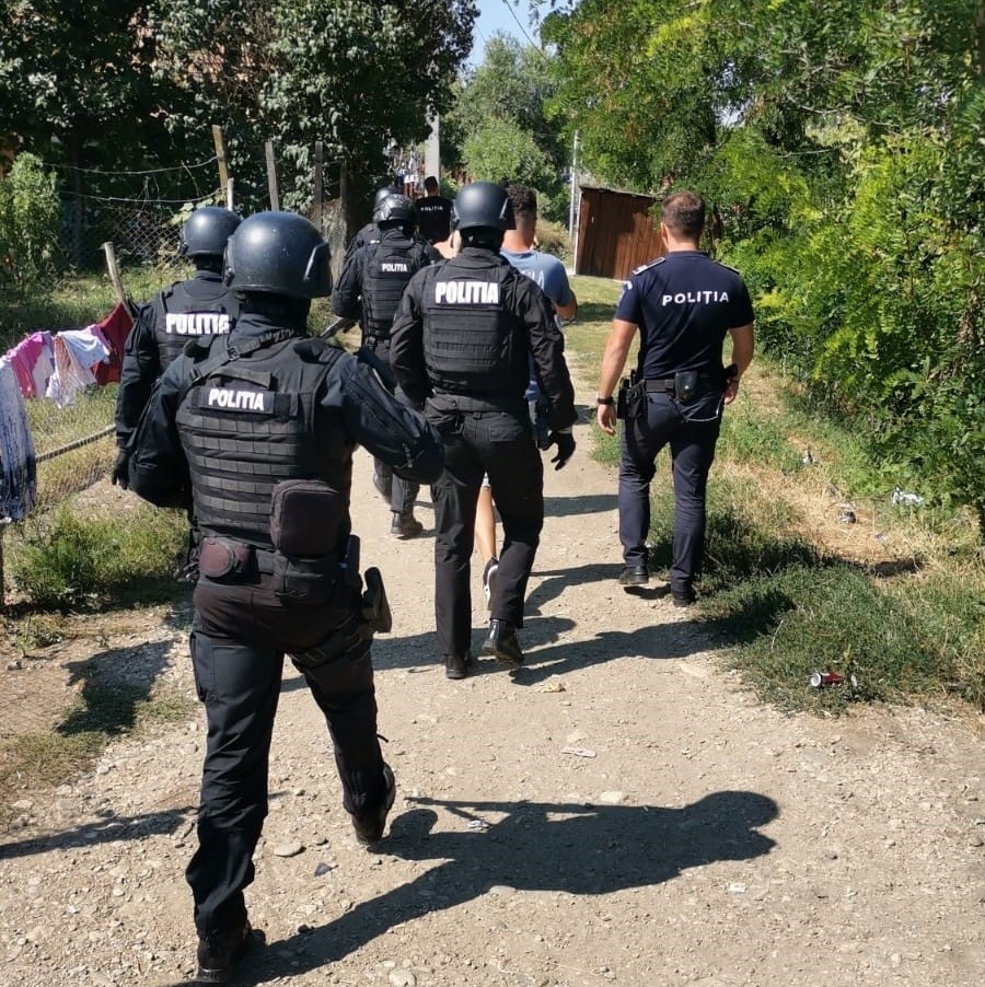 în Cluj! Mascații i-au săltat pe bărbațiI care au pornit conflictul. VIDEO