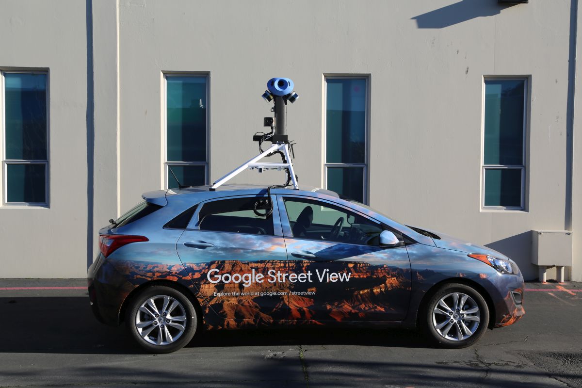 se filmează! Mașina Google se plimbă pe străzile din Cluj pentru actualizarea hărții