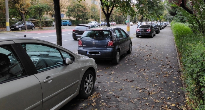 nemulțumiți de regulamentul de atribuire a locurilor de parcare. Sistemul „primul venit