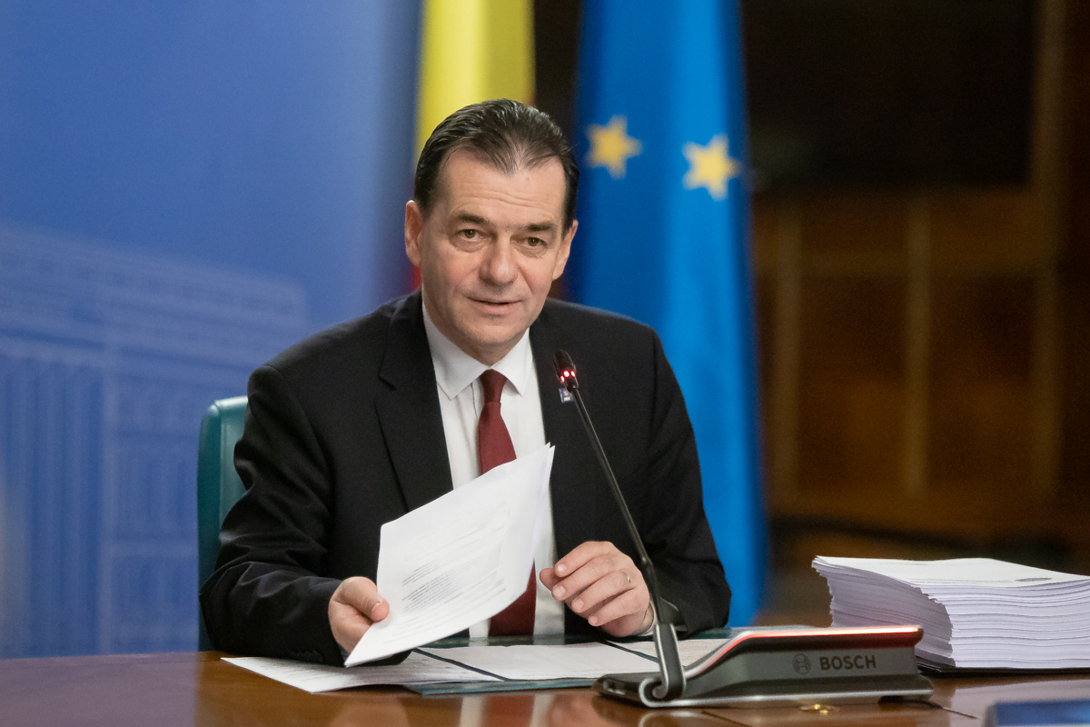 Încă 80-90.000 de români ar putea pleca din țară