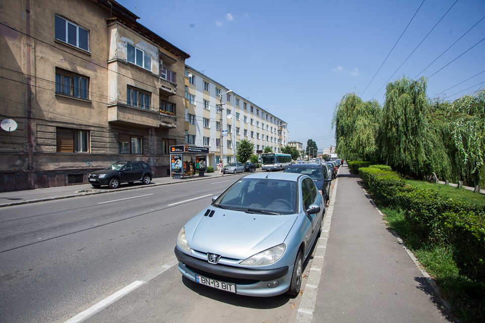 șoferi! Apar schimbări privind parcarea mașinilor de serviciu