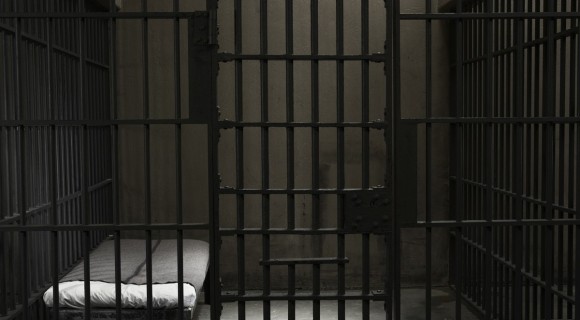 găsit mort de paznici. Care e cauza decesului