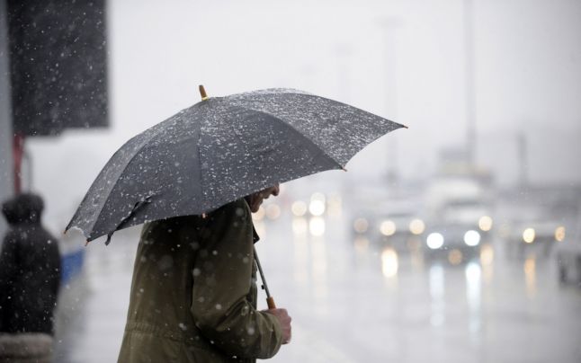 Vremea se schimbă. ANM: Precipitaţiile se extind în toată ţara