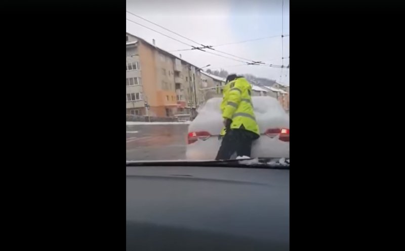 dar nu au scos și carnețelul de amenzi. VIDEO