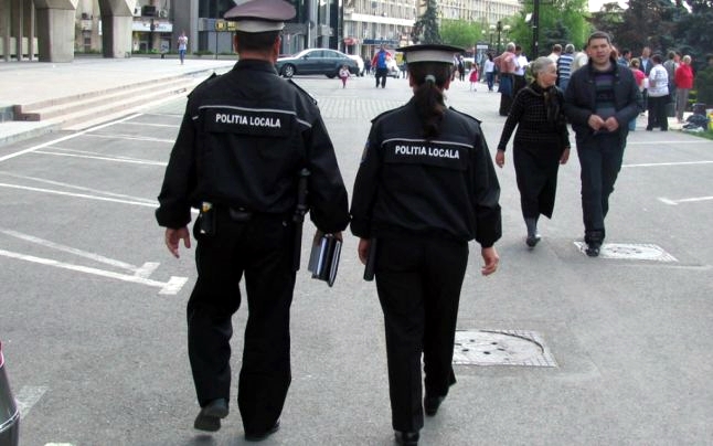 Polițiști locali FĂRĂ BAC