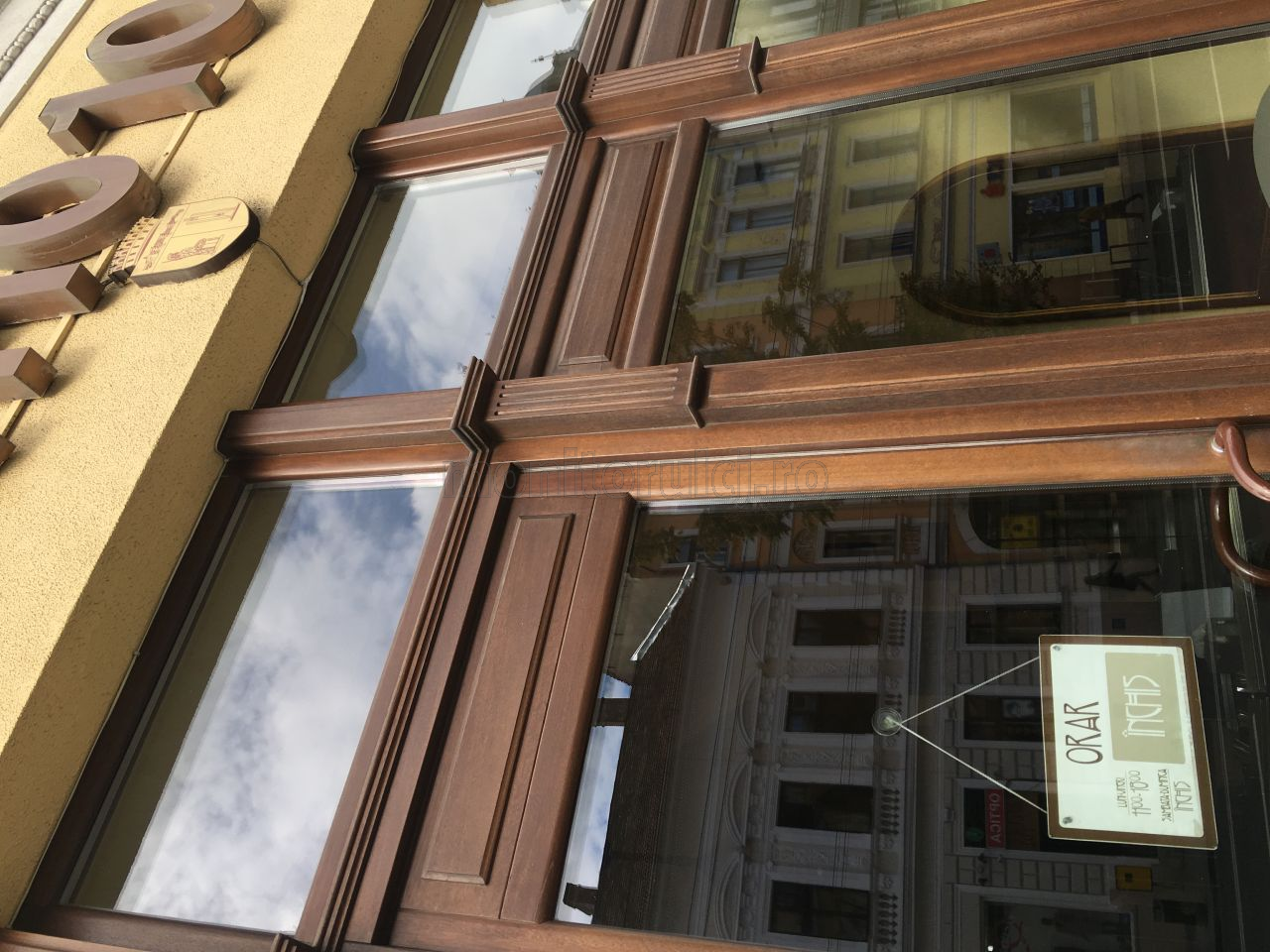 Restaurant Memo 10