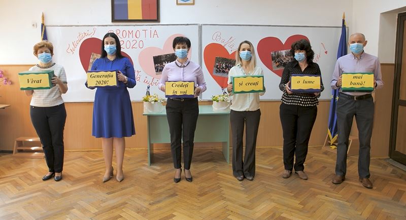 Festivitate de absolvire în timp de pandemie. Absolvenții școlii „Ion Creangă” au fost „sărbătoriți” altfel în acest an