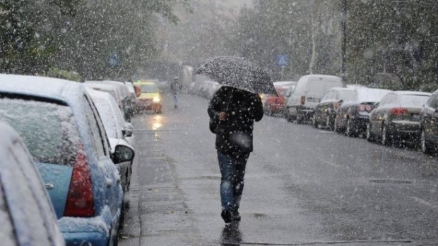 Prognoza meteo. Lapoviță și ninsori ușoare în următoarele zile