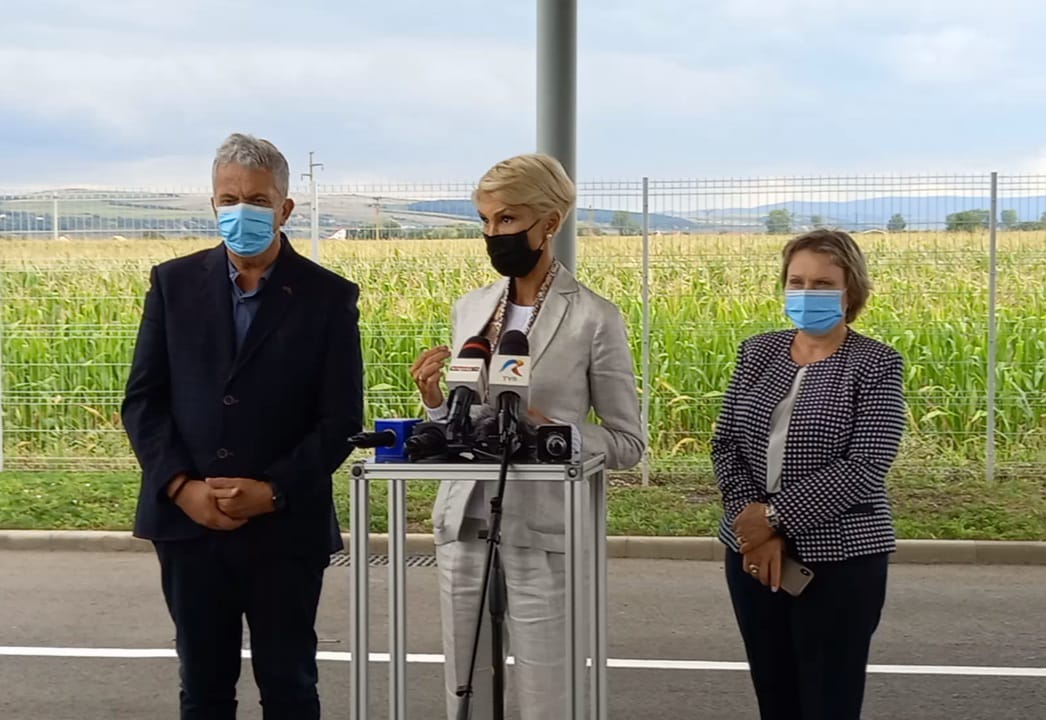 am atras 120.000 de noi locuri de muncă”