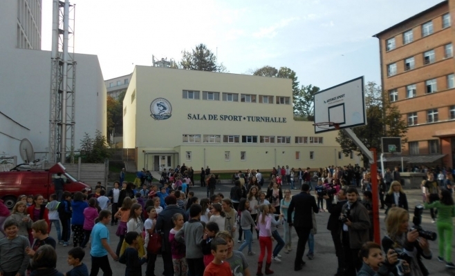 4 mil. lei pentru consolidarea unei săli de sport! Construcția a costat de două ori mai puțin