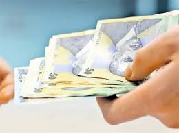 Salariul mediu net a ajuns la 2.342 de lei