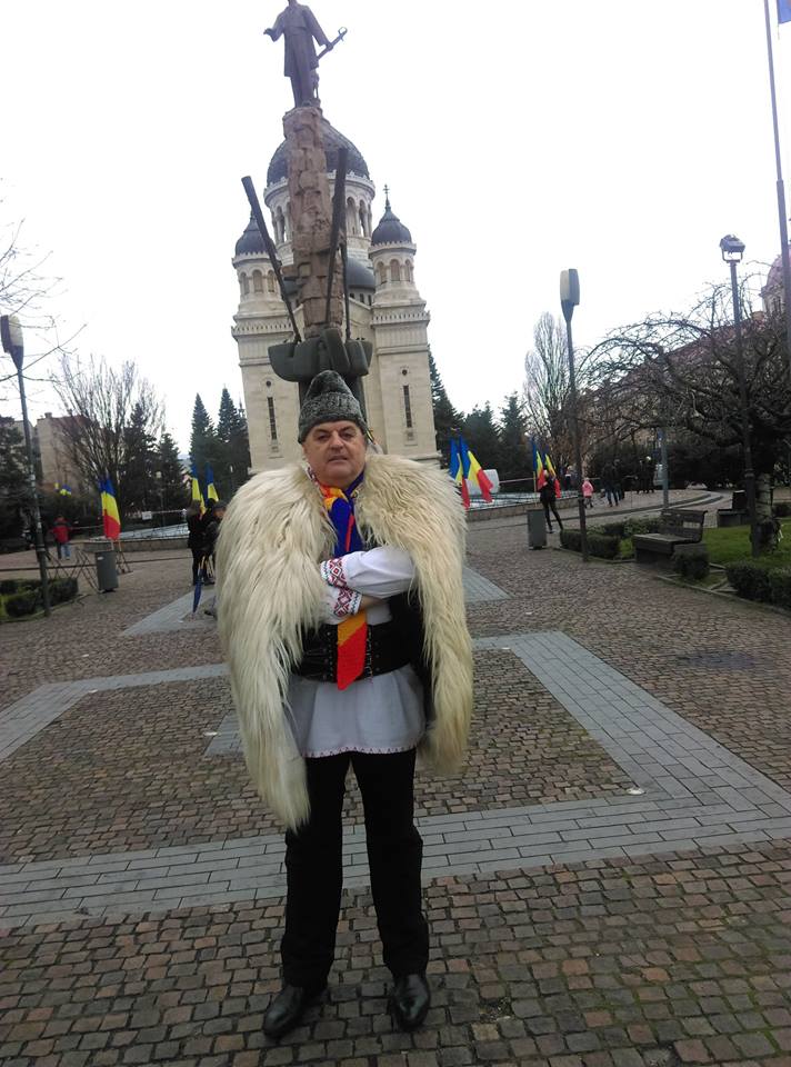 Poetul din Bonțida devenit viral pe Facebook. Cum a reuşit să atragă sute de mii de români.