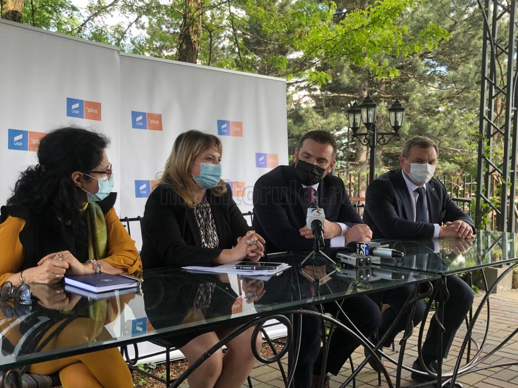 considerat „un pionier în digitalizarea din România”