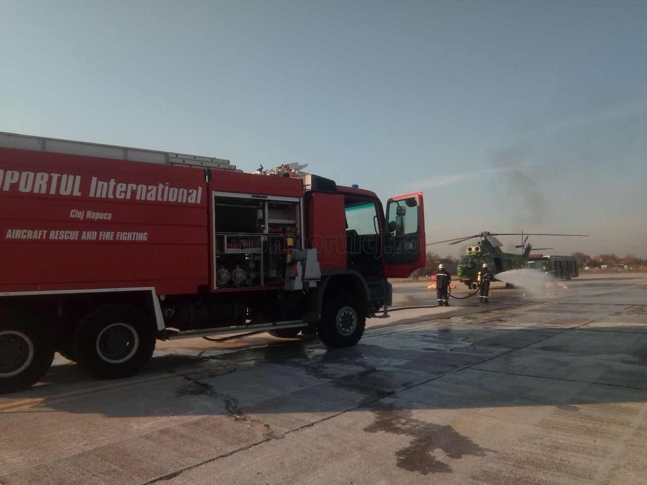 VIDEO Demonstrație de forță la Aeroportul Cluj! Cât de pregătiți suntem pentru o catastrofă aviatică?