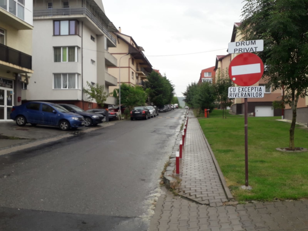 Boc: „Cine nu va preda străzile private la Primărie