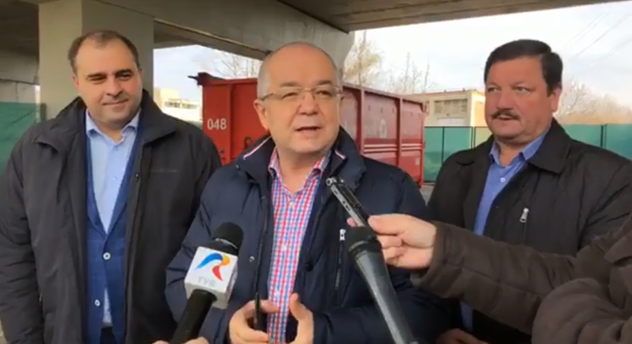 Boc a „tăiat panglica” la cele două centre de colectare gratuită a deșeurilor voluminoase