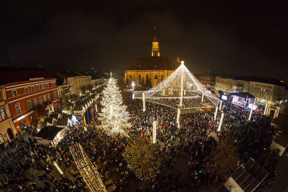 S-a deschis Târgul de Crăciun din Piaţa Unirii  Sursa foto Facebook Emil Boc