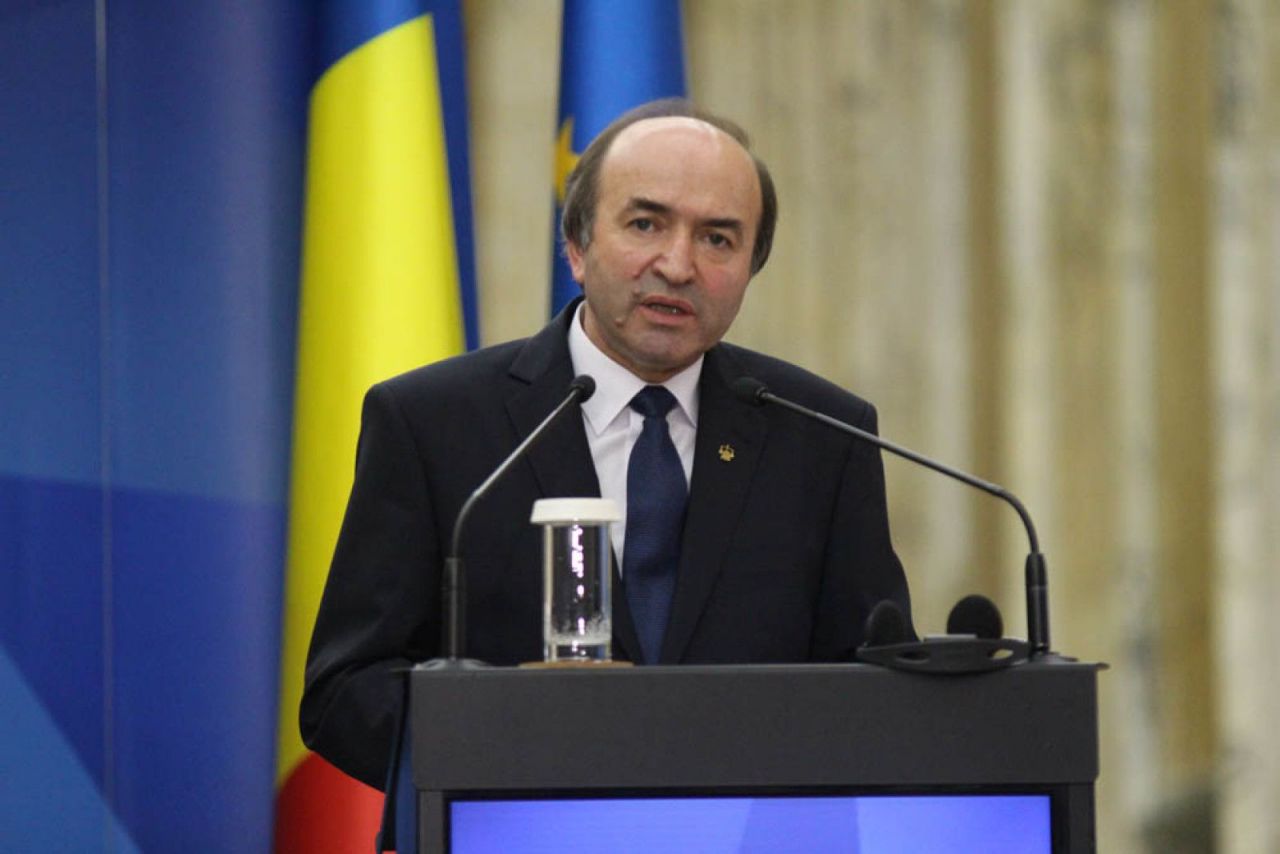 Recomandarea Bruxelles-ului pentru modificarea Legilor justiţiei: Avizul Comisiei de la Veneţia