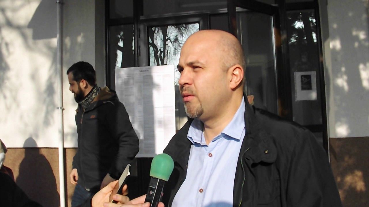 Vârsta de pensionare pentru medici ar putea crește. Emanuel Ungureanu: „Dedicație pentru dinozaurii șefi de secții din spitale”
