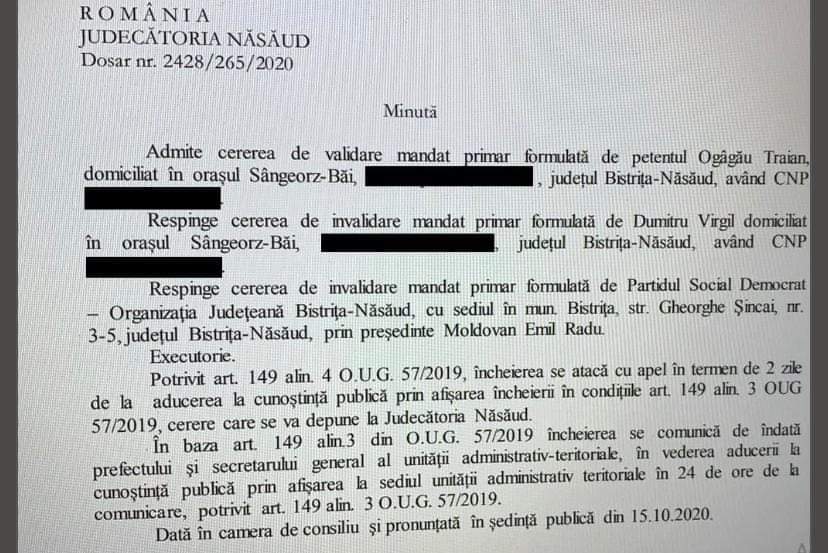 Primarul care și-a UMILIT fiica dezbrăcată pe internet