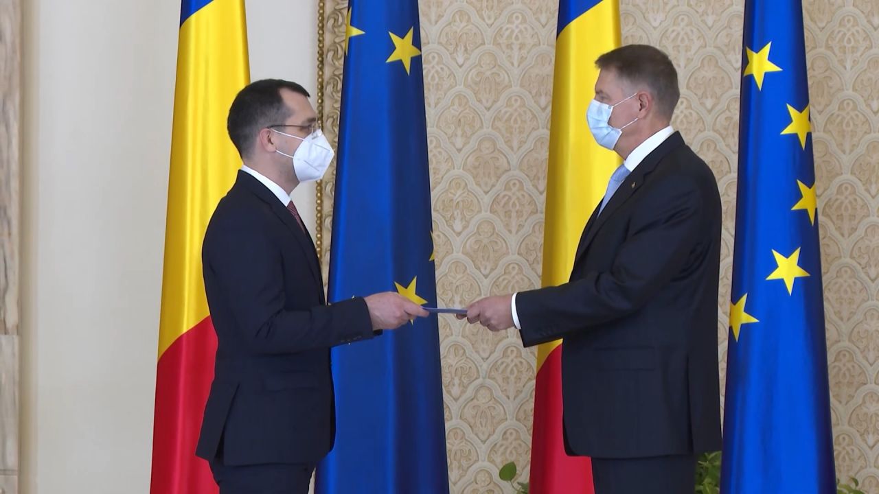 dat de Orban USR-ului. Iohannis încearcă să aplaneze conflictul