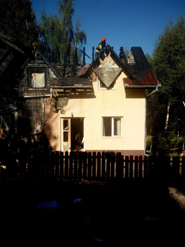 Incendiu în comuna Mănăstireni