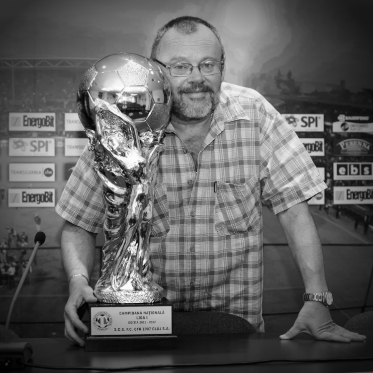 cel mai înfocat fan și omul de afaceri care a suținut echipa